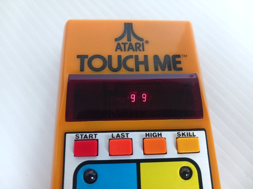 Consola de juegos portátil Atari Touch Me con caja y manual probada 1978 - Imagen 5 de 18