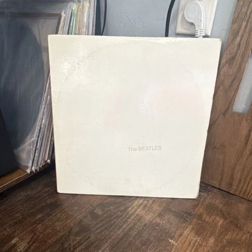 The Beatles White Album 1968 2LP Vintage Vinyl Record Cover w/ Inserts Poster VG