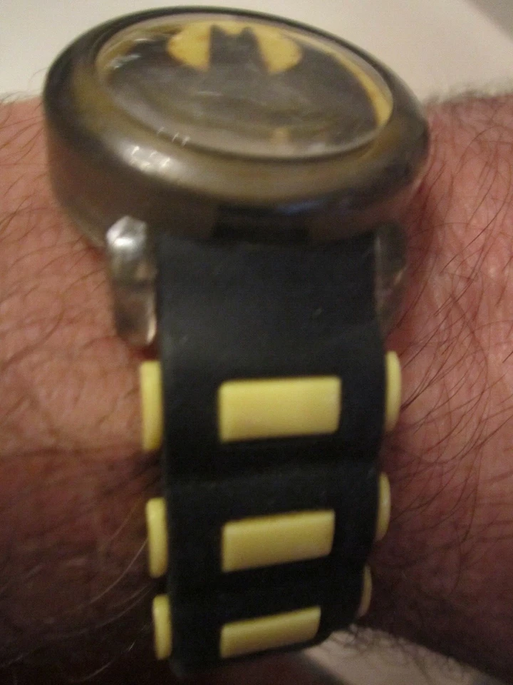 RELOJ BATMAN DC COMICS PARA DAMA - PANTALLA DIGITAL ACCUTIME - BBA-33 Foto 2 de 4