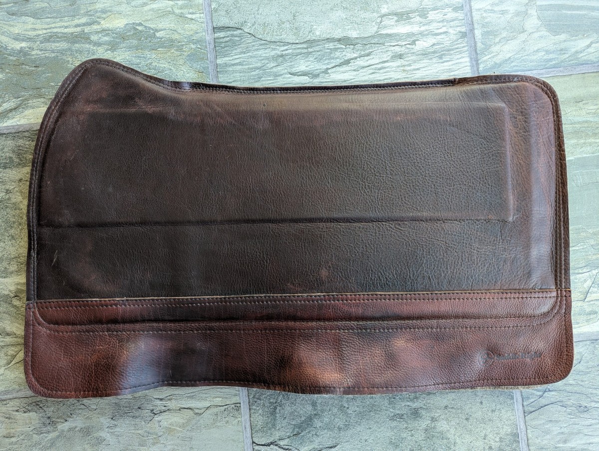 Tapis De Selle Saddleright Grizzly Cuir Chocolat Acajou – Taille 29x34 Cm, Occasion USA