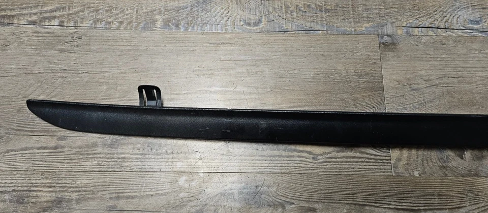 1984 1985 1986 1987 1988 PONTIAC FIERO FORMULA GT DEFLETOR DE AR TETO SOLAR GM FABRICANTE DE EQUIPAMENTO ORIGINAL - Imagem 2 de 4