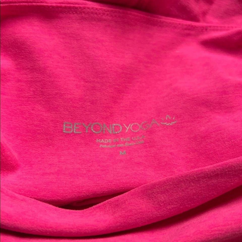 Pantalones Cortos Beyond Yoga Bicicleta Rosa Caliente Jaspeado Cintura Alta Talla Mediana Foto 4 de 4