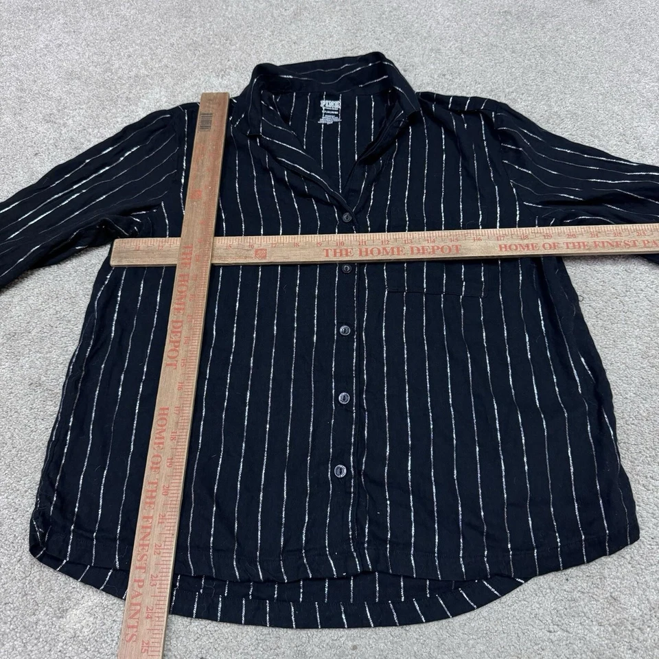 Camisa de dormir Victoria’s Secret ROSA negra manga larga abotonada para mujer pequeña Foto 2 de 4