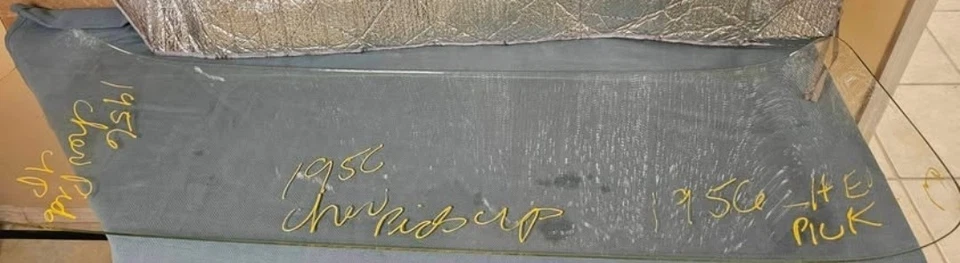 Vidrio transparente parabrisas para camioneta Chevy GMC Suburban 1955 1956 1957 1958 1959 Foto 2 de 4