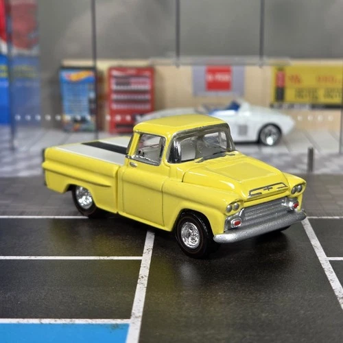 1:64 Hot Wheels Limited Edition 1959 59 Chevy Apache Truck Yellow Redline Pickup