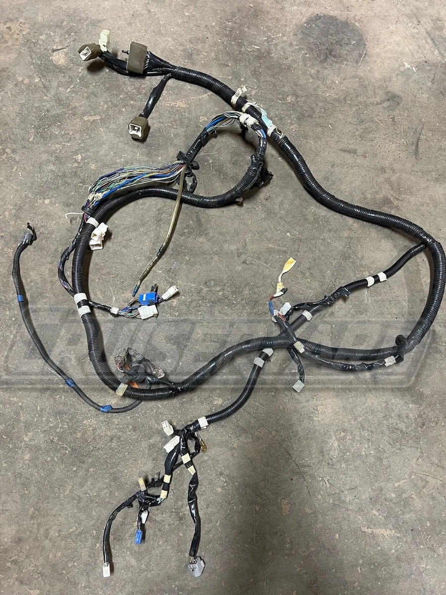 Wiring Harnesses, Cables & Connectors for 1995 Toyota Land Cruiser