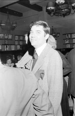 Rex Reed attends an awards ceremony at Sardi's in New York Ci- 1977 Old ...