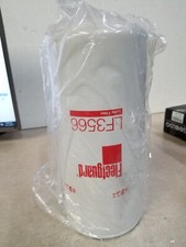 LOT OF 2 - GENUINE NEW FLEETGUARD OIL FILTER ...
