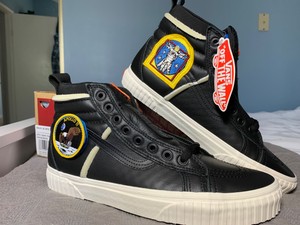 vans space voyager black