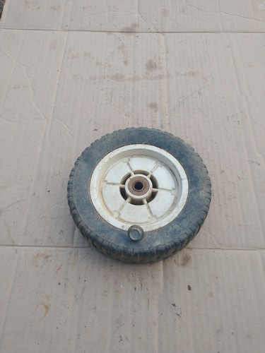Genuine 1980s Honda HRM21 Front Wheel With A Bolt Will Fit Other Models HRS21 - Picture 3 of 8