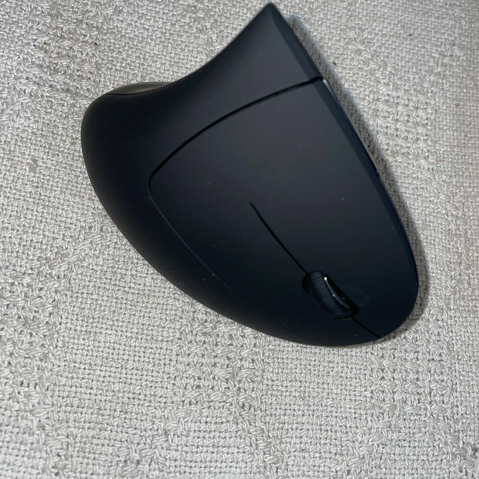 TeckNet Ergonomic Wireless Vertical Mouse TK-MS007 With Adjustable DPI & USB Rec - Image 2 of 4