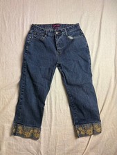Vintage Jeanbay Jeans Size 8 Blue Denim Capri Cuffed Casual Embroidered Floral