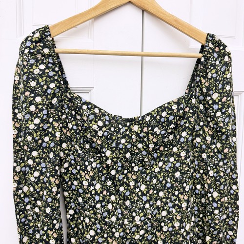 Reformation Mochi Dress - Picture 4 of 10