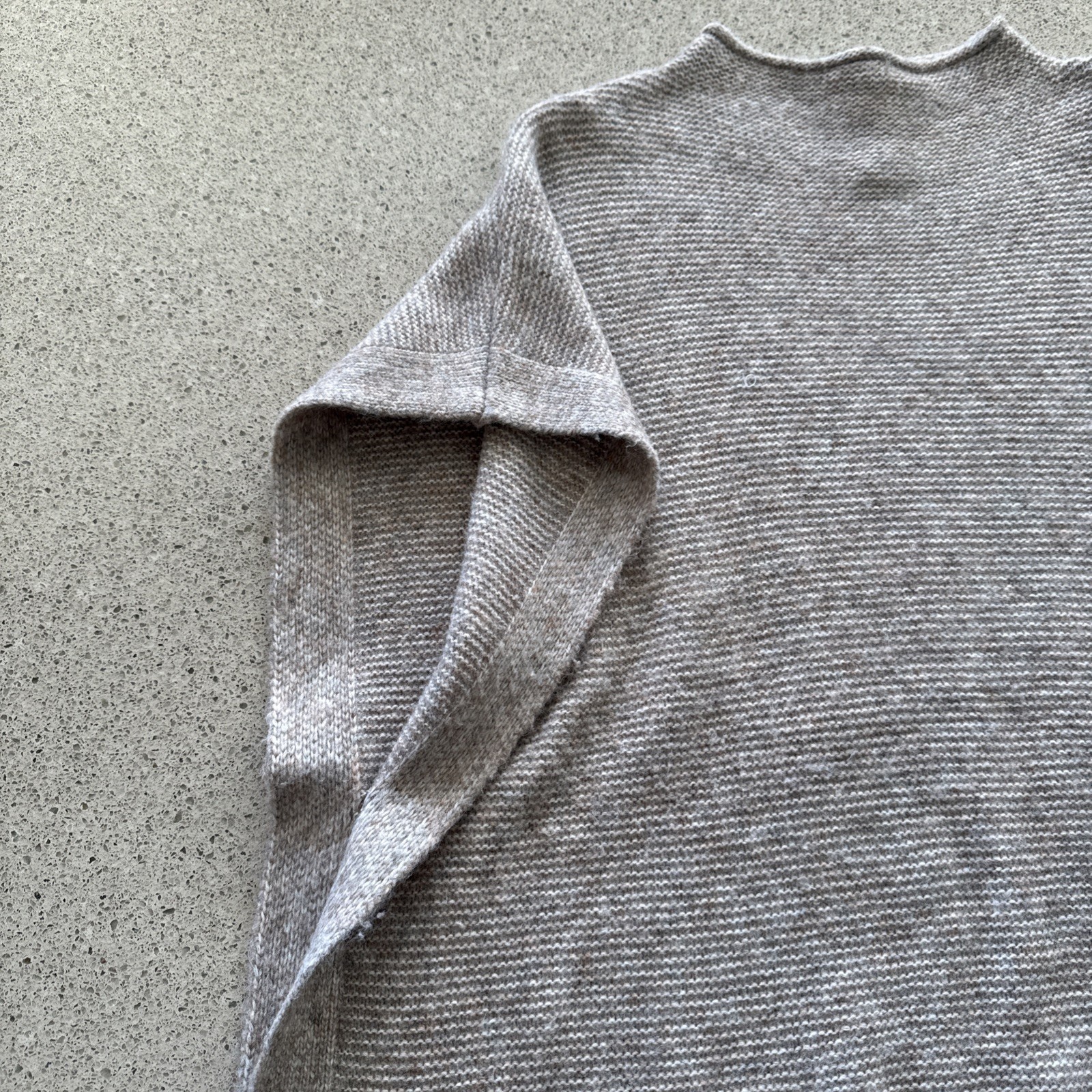 Universal Threads Women’s Light Brown Pullover Sw… - image 3