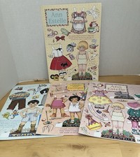 Zestaw czterech papierowych lalek Mary Engelbreit z domowego magazynu towarzyszącego