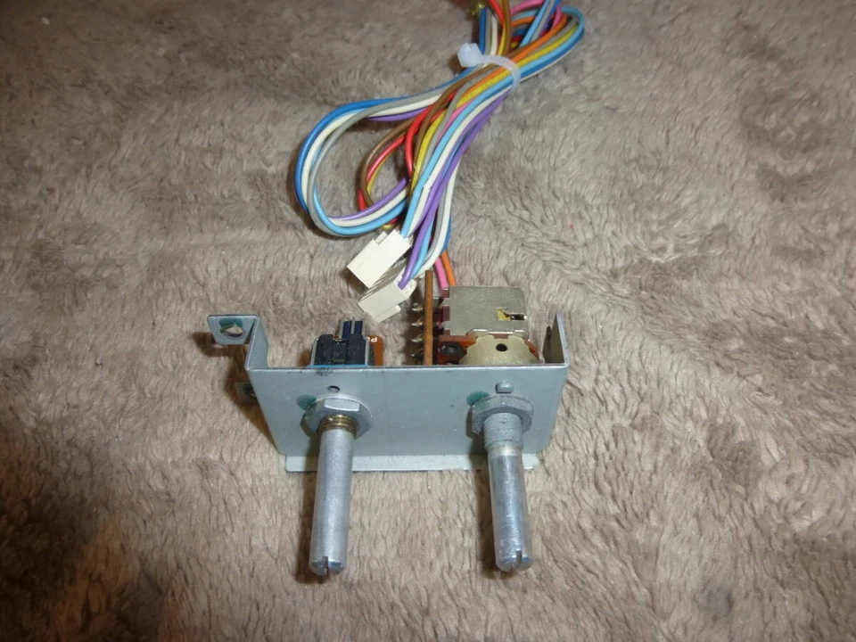 TEAC X-1000R Pitch Control & Reverse Selector Switch Reel to Reel - Image 2 of 2