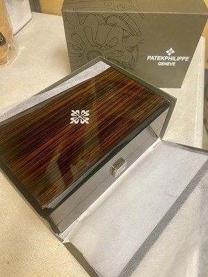 Authentic Patek Philippe Wooden WatchBox for Nautilus/Calatrava  NEW!