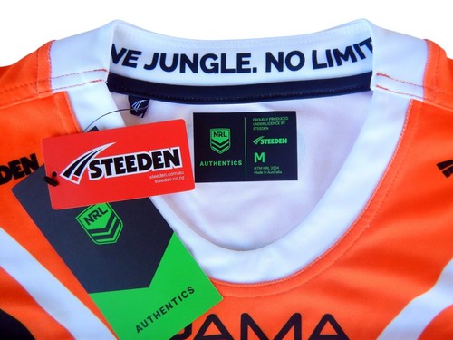 Signed 2025 Wests Tigers NRL Rugby League Home Football Away Jersey - Proof COA - Bild 5 von 12