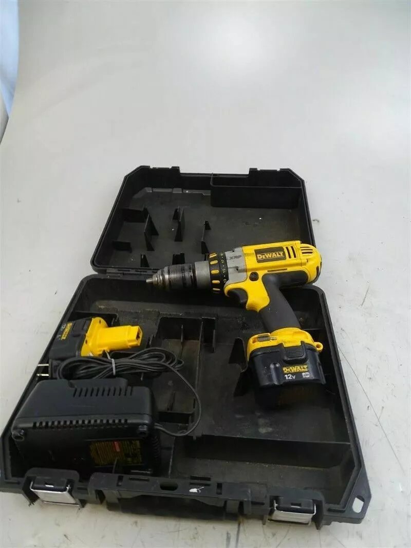 Dewalt XRP Cordless Drill with two batteries and charger 12V, DC940