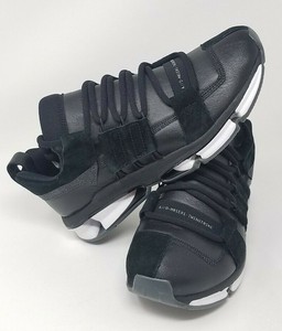 twinstrike adv stretch leather shoes