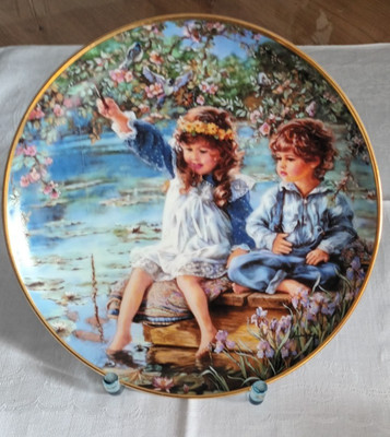 1/8 -SAMMENTELLER-SERIE ''DAS GLÜCK DER KINDHEIT'' - ''SOMMERTAG AM TEICH'' RECO USA