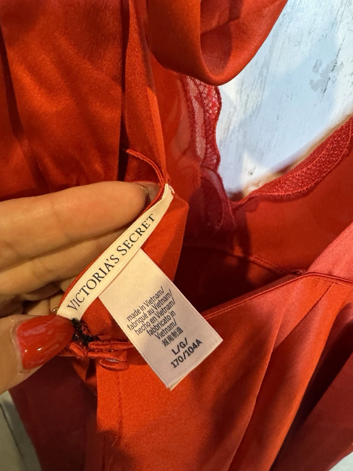 UNDERCOVER Abito rosso Victoria's Secret legato con fiocco ricamo tuffo raso grande nuovo con etichette