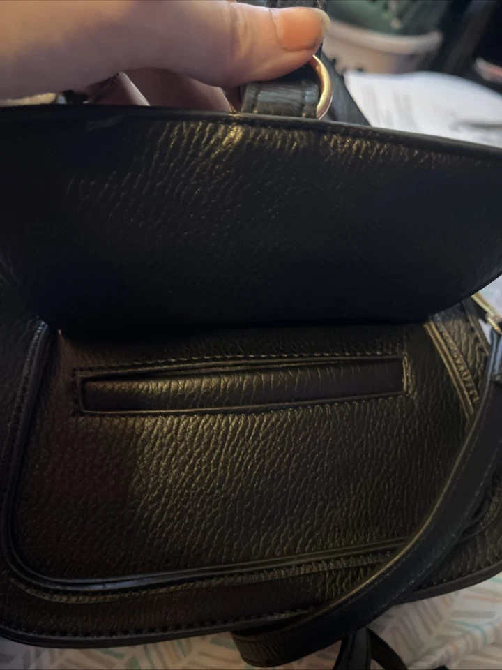 Cartera New York And Company Foto 4 de 4