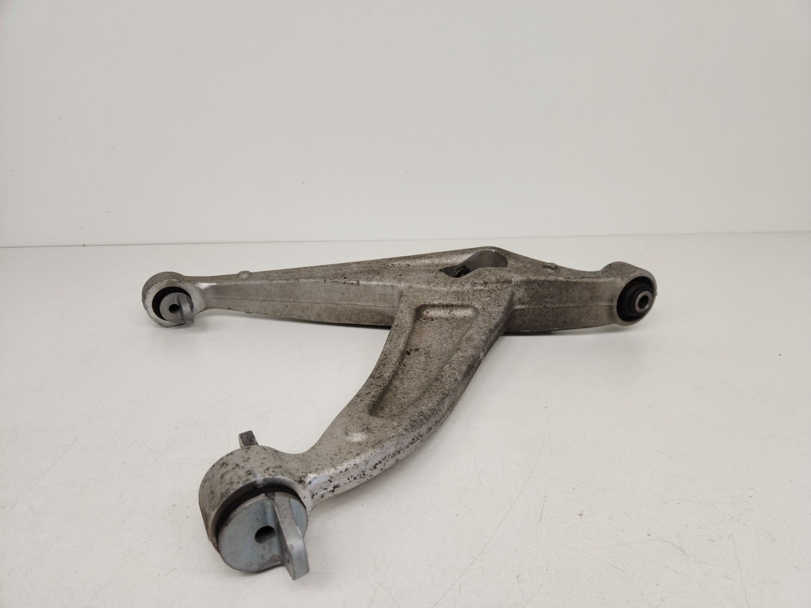 McLaren MP4-12C 2012-2017 Rear Left Lower Control arm P/N 11B0071CP