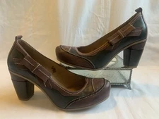 NWOB LIRIO PORTUGAL BLACK/BROWN-BURGUNDY BABY DOLL TOE LEATHER PUMPS 39/US 8.5M
