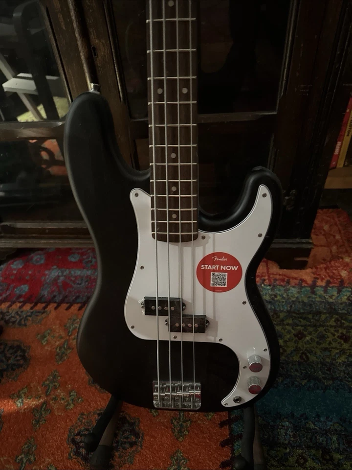 Fender Squier P Bass 4 String Electric Bass Guitar - Image 2 of 4