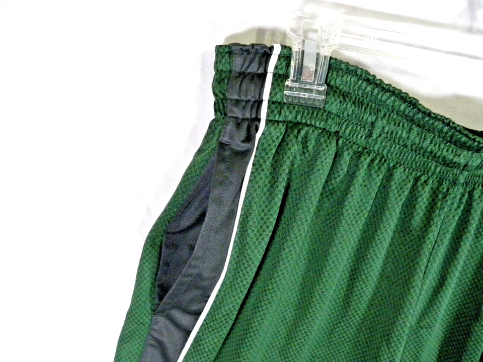 Nike Men's XL Activewear Shorts Elastic Waist Pockets Lightweight Sheer