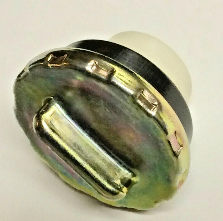 Stant 1975 1976 1977 Chevrolet Corvette tapa de gasolina - se adapta a muchos otros autos GM de época Foto 4 de 4