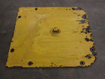 Gehl 5635 Skid Loader Hub Axle Chain Gear Sprocket Case Side Cover 131461