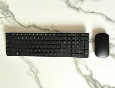 Microsoft Designer Bluetooth Desktop Tastatur & Maus   Modell 1678/1679   QWERTY