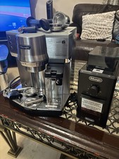 Delonghi Coffee Machine and Grinder Very Good Conditions Fully Working Used