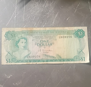Bahamas 1974 $1 Banknote Central Bank of The Bahamas Note U639276