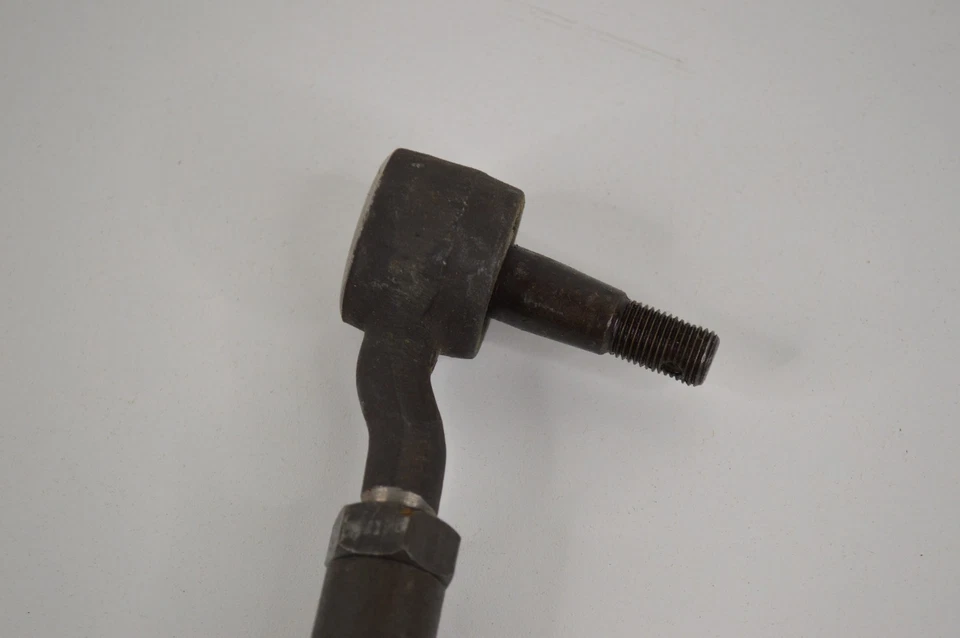 Conjunto de varilla de amarre interior y exterior camioneta Datsun 520 521 620 1965-1974 Moog ES2339A Foto 4 de 4