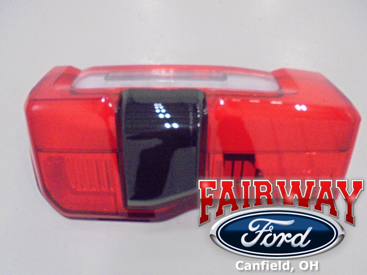 とっしー様 2018-2021 Lincoln Navigator Tail Lamp Assembly JL7Z-13405-C | OEM