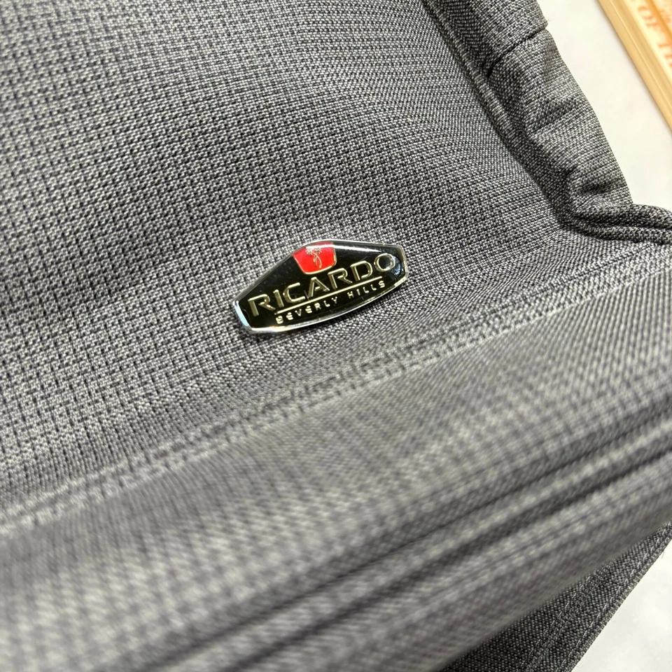 Ricardo Beverly Hills 随身行李 19x12.5 黑色灰色格子 — 第 2/4 张图片