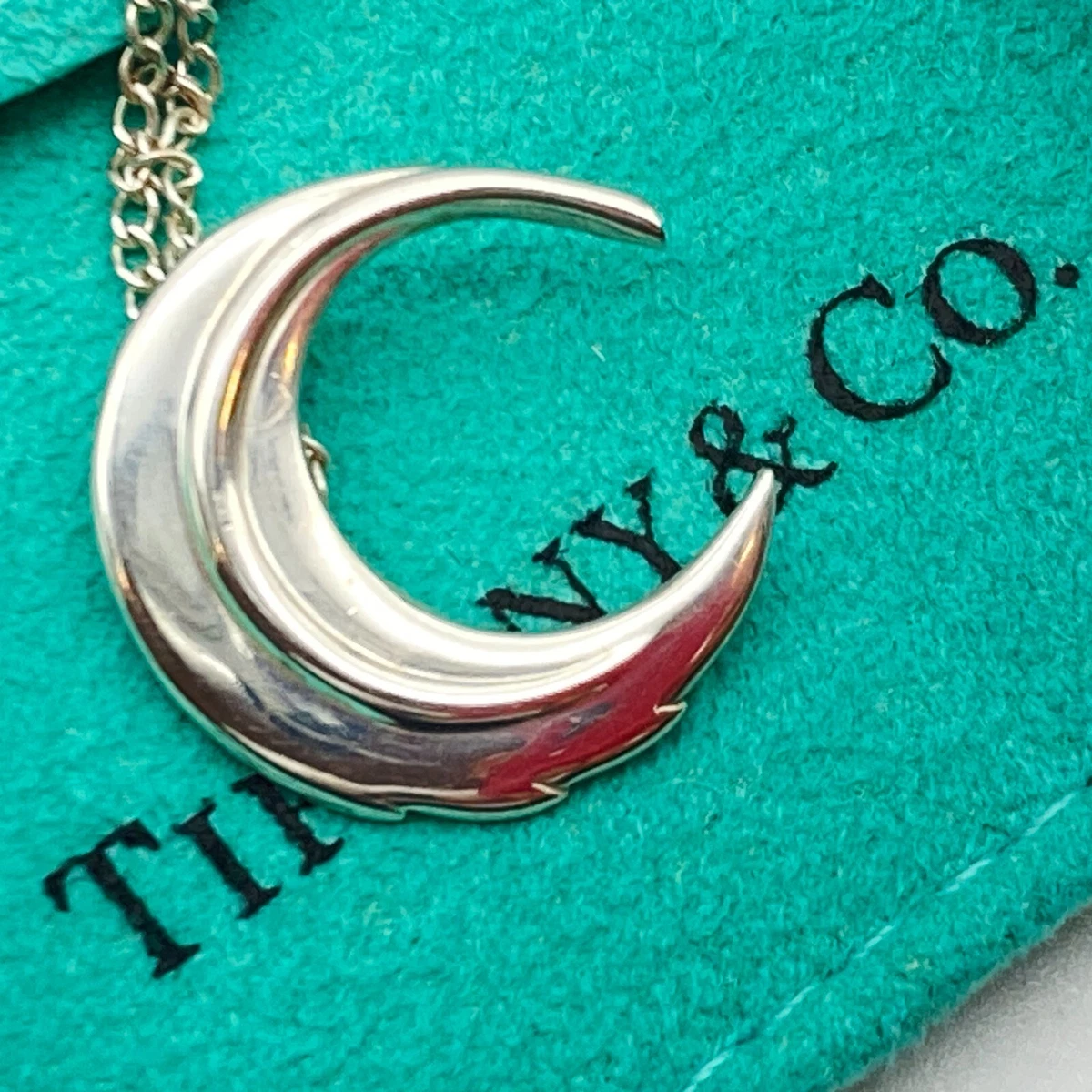 Crescent moon hot sale necklace tiffany