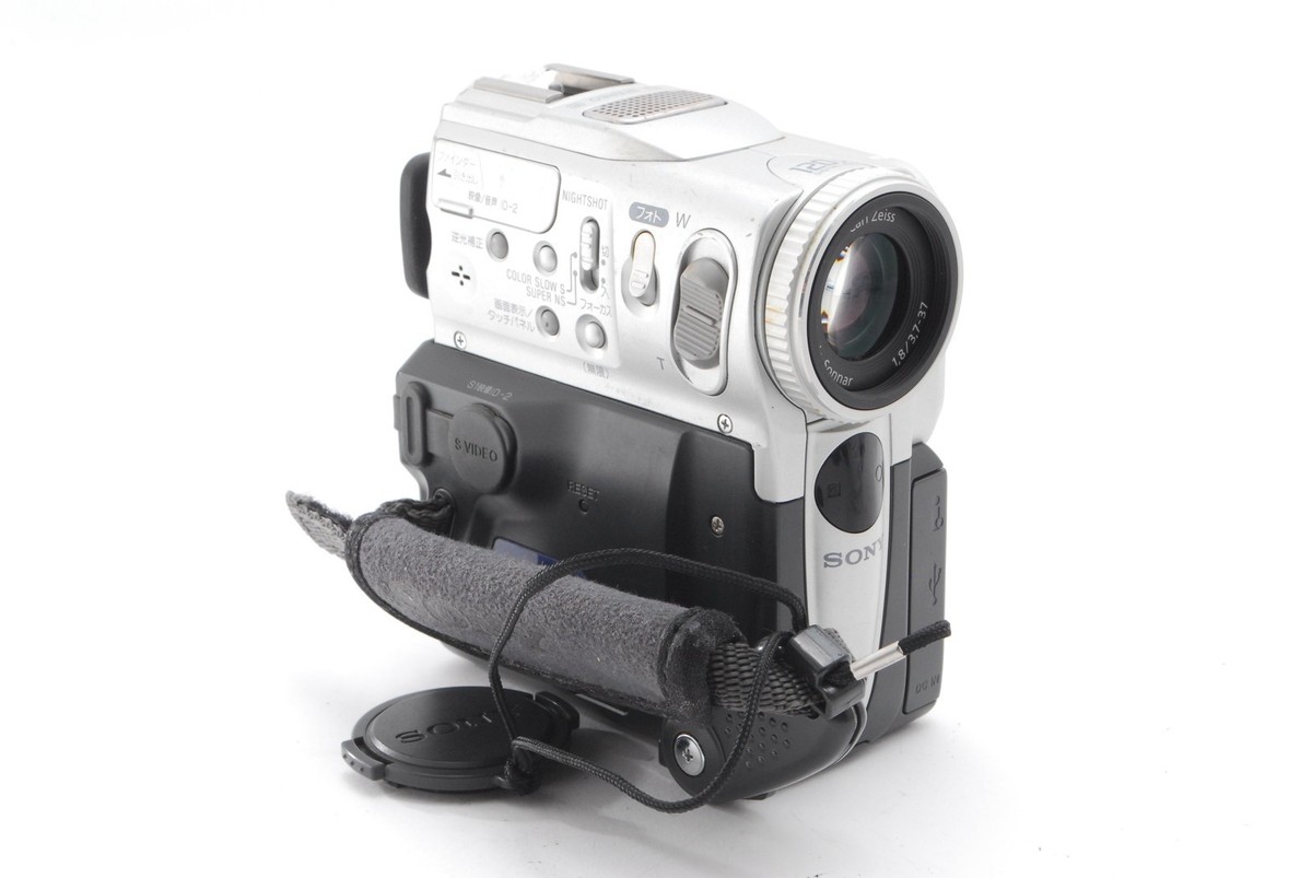 Excellent+5] Sony DCR-PC101 Mini DV Camcorder Digital Video Camera