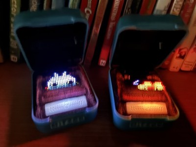 BITZEE by SPIN MASTER Interactive Digital Pet Toy Tested Working (2) +FAST SHIP!