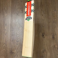 Gray-Nicolls Cricket Bat Ventus 1.3 5 STAR English Willow SH 2lb.9oz - Free p&p