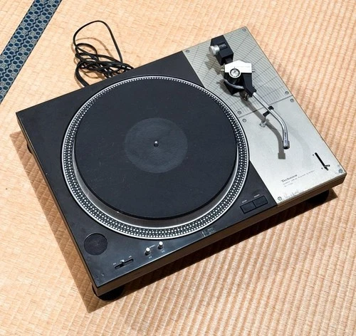 Technics SL-1100 Direct Drive Turntable Player System EPA-110 Tonearm Vintage