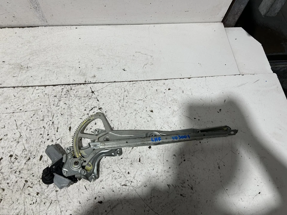 Lexus RX350 Left Front Window Regulator GGL15 12/2008-08/2015 - image 3 of 4