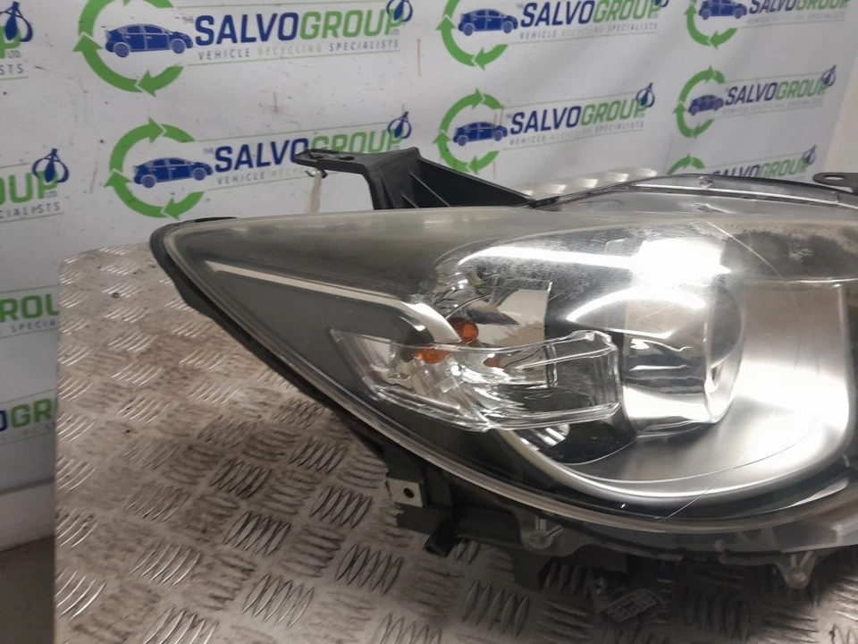 FARO/FARO MAZDA CX-5 D (LADO DEL CONDUCTOR) KD7751030D 2012-2017 Foto 4 de 4