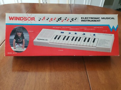 Windsor Keyboard 811 ~ Electric Musical Instrument ~ New in Box