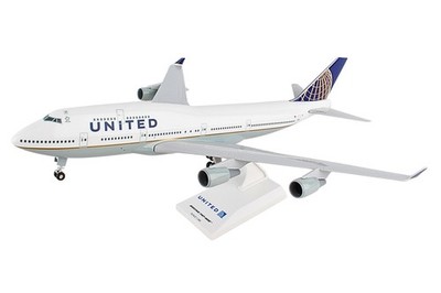 Skymarks SKR614 United Airlines Boeing 747-400 N127UA Desk 1/200 Model Airplane