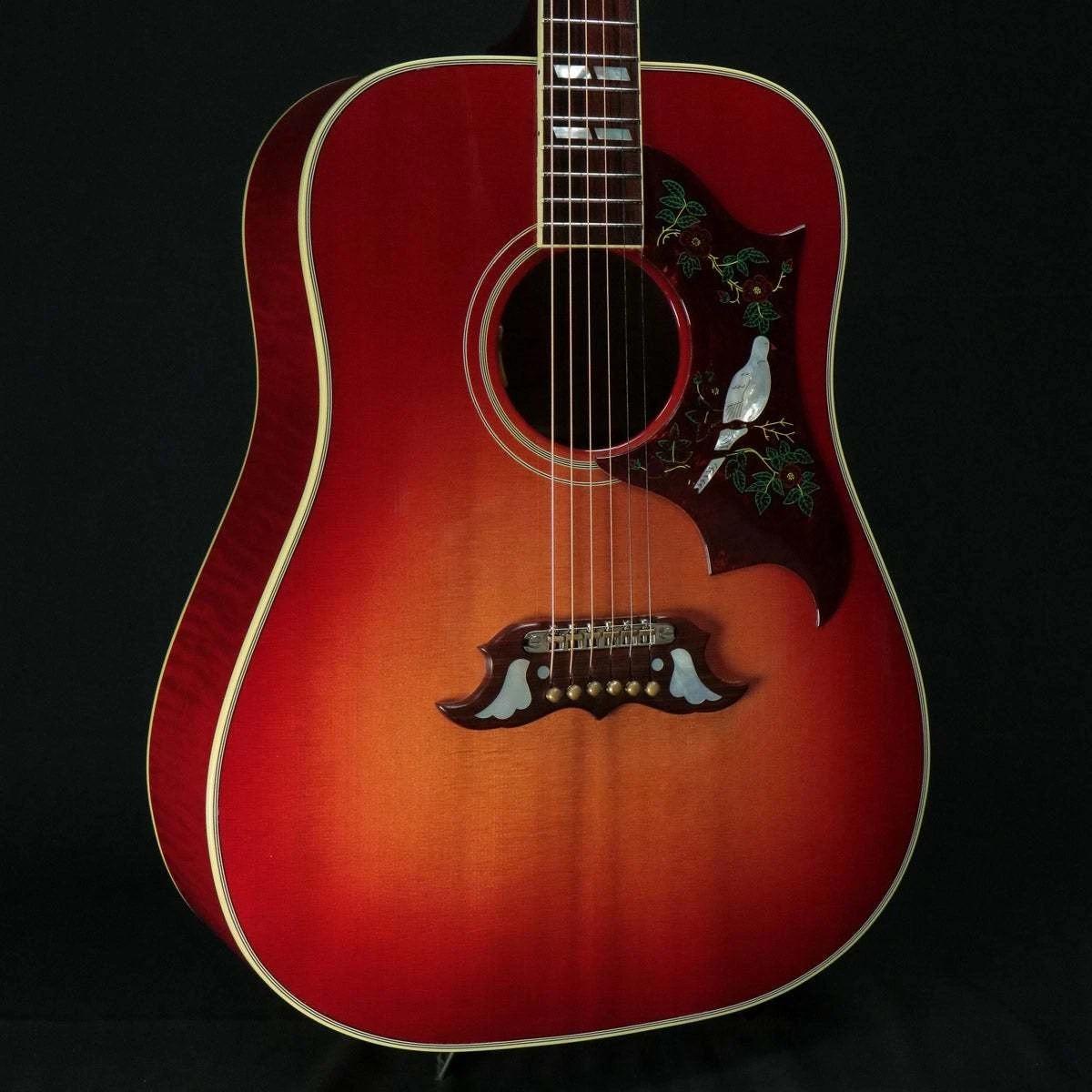 Preços baixos em Guitarra acústica Gibson Dove | eBay