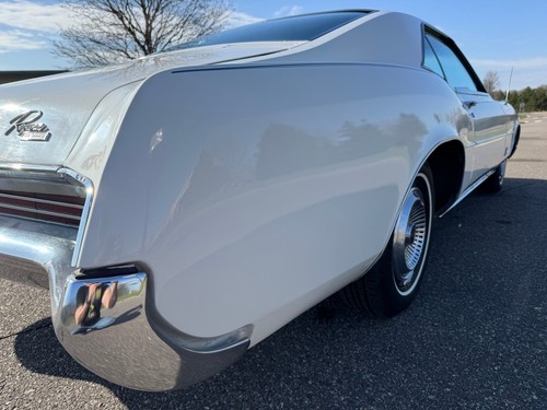 1966 Buick Riviera - Picture 27 of 40